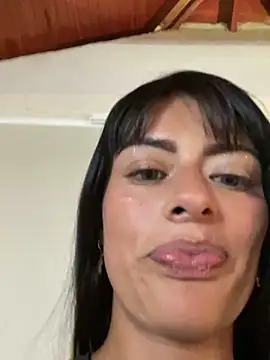 ZairaSofia1 online show from December 29, 2024, 2:06 am