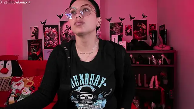 lilith-deveraux online show from December 22, 2025, 2:25 pm