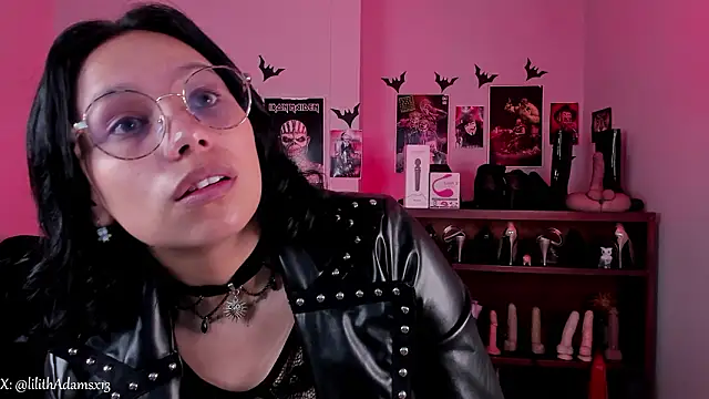 lilith-deveraux online show from February 7, 2026, 2:43 pm