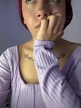 Snapshot of _charlott_dm chatting on March 7, 2025, 8:00 pm  charlott dm online show from March 7, 2025, 8:00 pm