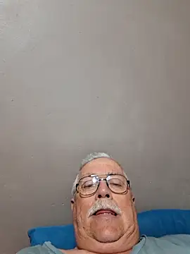 Snapshot of NawtyB1965 chatting on September 10, 2025, 3:39 am NawtyB1965 online show from September 10, 2025, 3:39 am