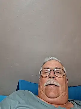 Snapshot of NawtyB1965 chatting on September 29, 2025, 3:44 am NawtyB1965 online show from September 29, 2025, 3:44 am
