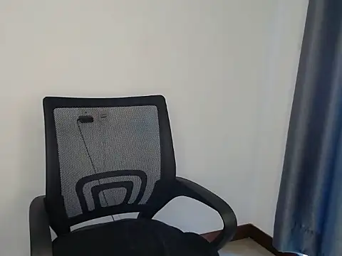 Eastqueen online show from December 6, 2024, 1:55 pm