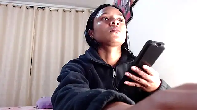 Samary thomas online show from February 26, 2025, 1:11 am