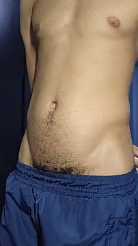 boyminerin00 online show from February 9, 2026, 4:11 pm