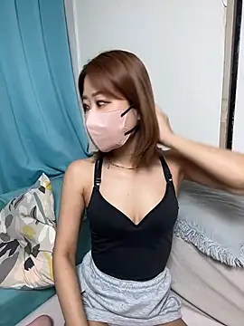 Snapshot of ayu0009rrr chatting on May 19, 2026, 2:01 pm ayu0009rrr online show from May 19, 2026, 2:01 pm
