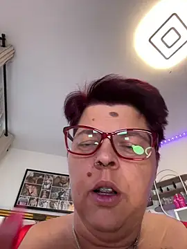 SunshineLexi online show from April 1, 2026, 6:47 am