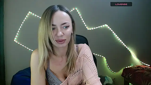 Daria Spring online show from February 12, 2025, 7:13 pm