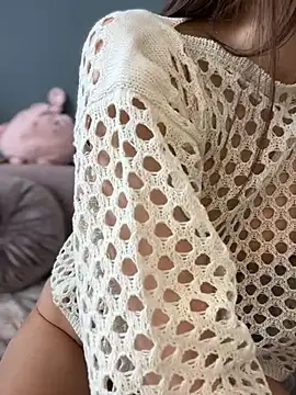 Mia Ethan online show from March 11, 2025, 7:48 am