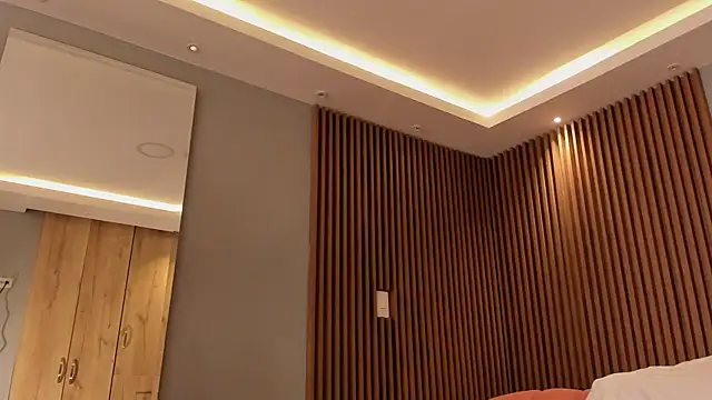 Eilin clio online show from January 17, 2025, 12:31 pm