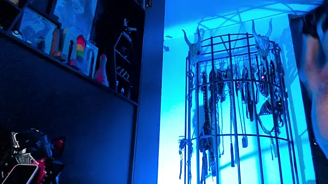 Snapshot of Carla_fcoxx chatting on October 25, 2025, 11:40 am Carla fcoxx online show from October 25, 2025, 11:40 am