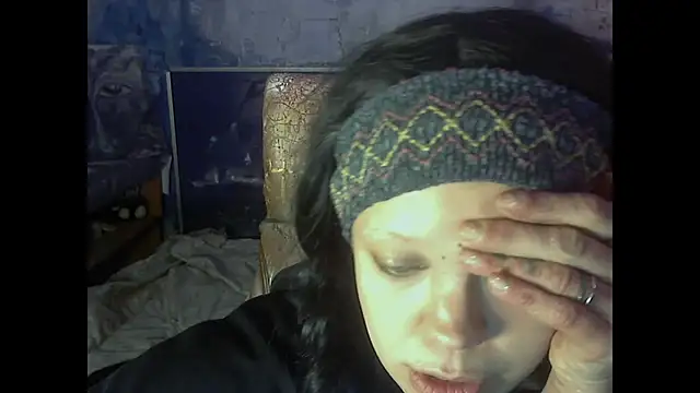 Snapshot of iva_spirit chatting on January 10, 2025, 5:02 pm iva spirit online show from January 10, 2025, 5:02 pm