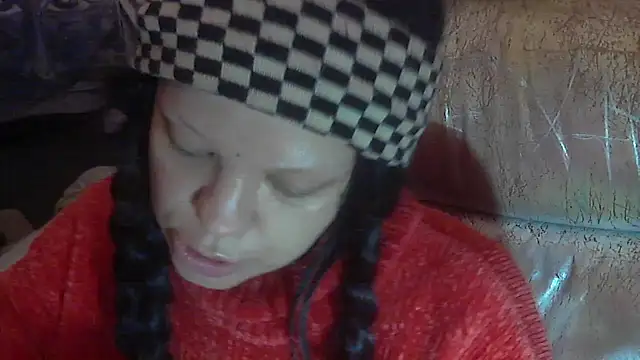 Snapshot of iva_spirit chatting on January 16, 2025, 12:31 pm iva spirit online show from January 16, 2025, 12:31 pm