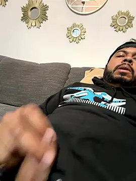 joselo8888 online show from November 17, 2025, 11:21 pm