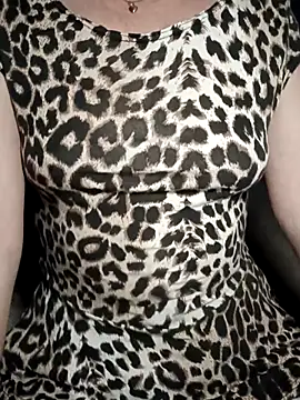 NEW CRYSTAL online show from November 5, 2025, 7:52 am