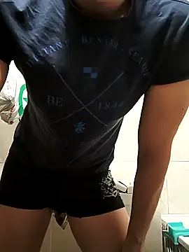 petibacsi96 online show from January 15, 2025, 3:07 pm