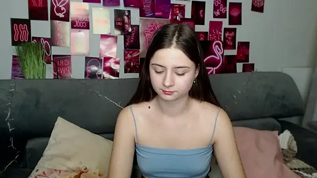 MilanaRoza online show from October 11, 2025, 4:49 pm