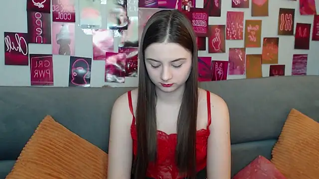 Snapshot of MilanaRoza chatting on March 26, 2026, 5:35 am MilanaRoza online show from March 26, 2026, 5:35 am