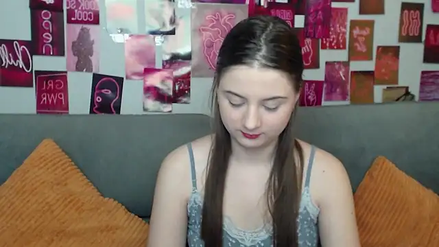 Snapshot of MilanaRoza chatting on April 11, 2026, 5:23 am MilanaRoza online show from April 11, 2026, 5:23 am