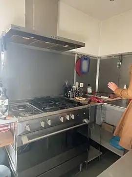 Redhairedteacher online show from September 22, 2025, 9:33 am