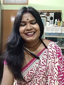 Snapshot of yoursweety09 chatting on February 1, 2026, 4:33 am yoursweety09 online show from February 1, 2026, 4:33 am