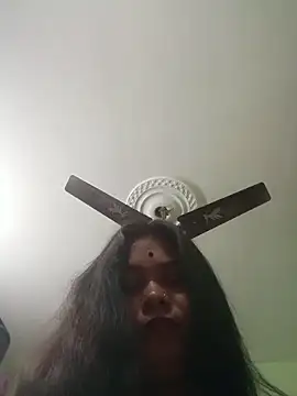 Snapshot of yoursweety09 chatting on February 14, 2026, 5:26 am yoursweety09 online show from February 14, 2026, 5:26 am