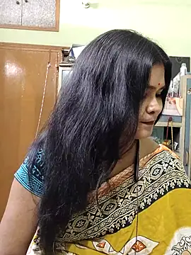 Snapshot of yoursweety09 chatting on March 6, 2026, 7:05 am yoursweety09 online show from March 6, 2026, 7:05 am