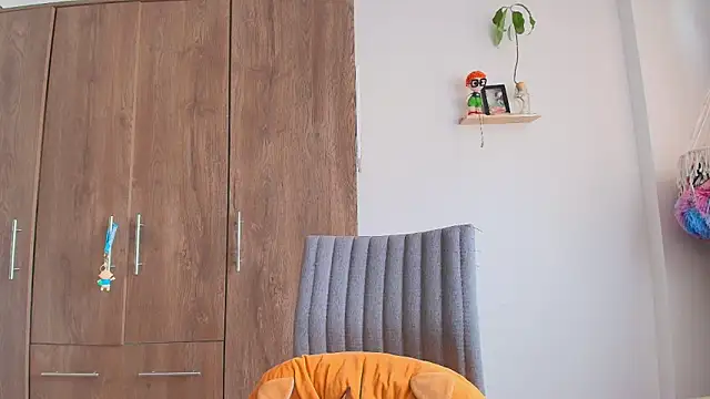 Vioolletta online show from April 7, 2026, 4:40 pm