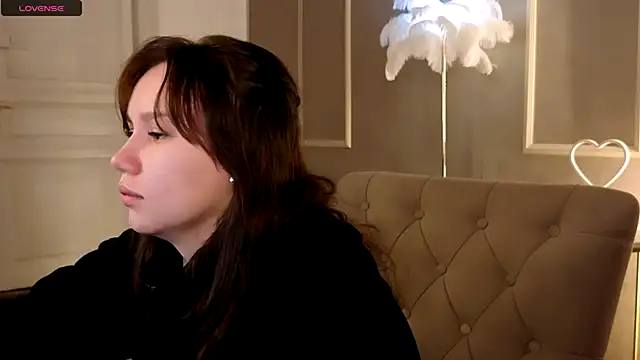 Snapshot of Alisia_Mars chatting on September 26, 2025, 5:33 am Alisia Mars online show from September 26, 2025, 5:33 am