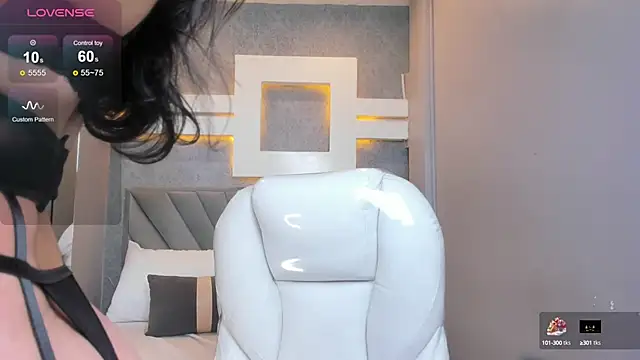 JessicaMilan online show from March 15, 2025, 4:13 am