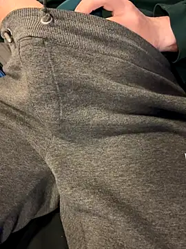 Dan8736 online show from November 21, 2025, 10:14 am