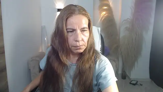 Milf karlye online show from January 18, 2026, 2:15 am