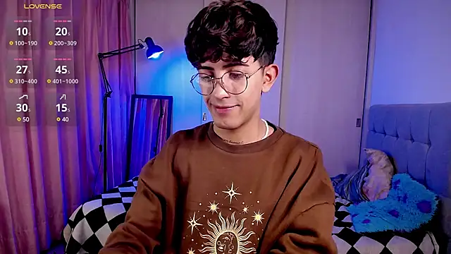 Snapshot of teobowny_ chatting on January 22, 2025, 11:43 pm teobowny online show from January 22, 2025, 11:43 pm