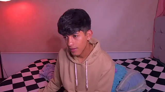 Snapshot of teobowny_ chatting on October 12, 2025, 1:37 am teobowny online show from October 12, 2025, 1:37 am