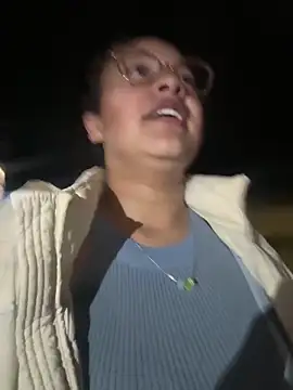 Liulee online show from March 1, 2026, 1:07 am