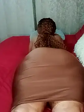 Luciouslips00 online show from September 28, 2025, 3:50 pm