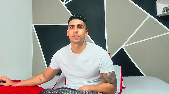 Snapshot of astrom_greyy chatting on February 12, 2025, 11:20 pm astrom greyy online show from February 12, 2025, 11:20 pm