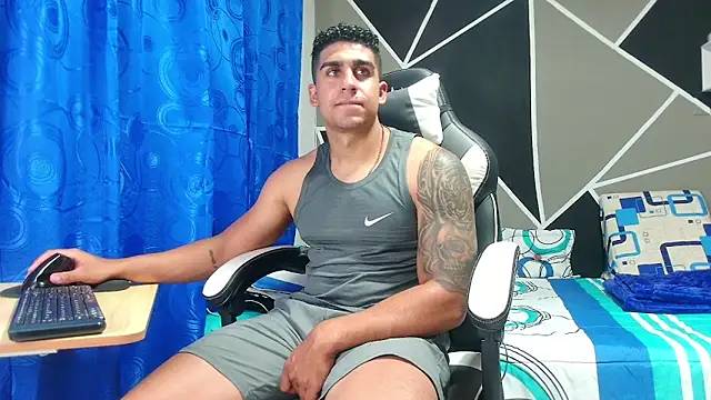 Snapshot of astrom_greyy chatting on October 10, 2025, 10:31 pm astrom greyy online show from October 10, 2025, 10:31 pm