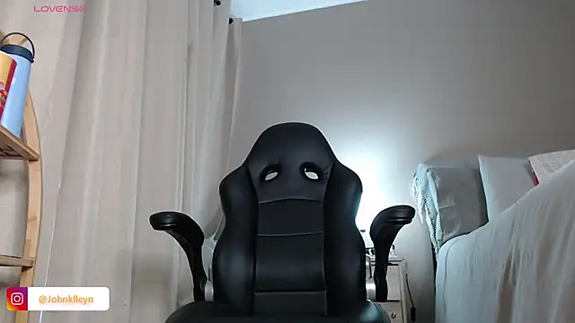 jonhklleyn online show from July 14, 2026, 8:03 pm