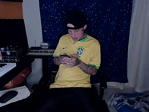 patrik tattoo  online show from January 7, 2025, 4:50 am