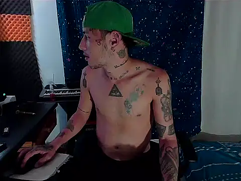 patrik tattoo  online show from January 9, 2025, 3:47 am