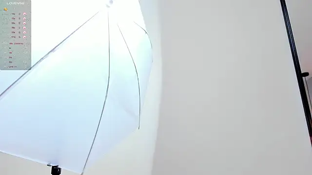 Snapshot of tutu_milf chatting on March 15, 2025, 6:54 pm tutu milf online show from March 15, 2025, 6:54 pm