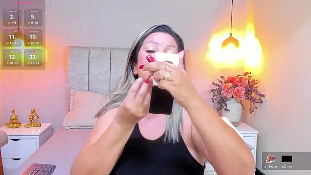 Snapshot of tutu_milf chatting on October 25, 2025, 12:13 pm tutu milf online show from October 25, 2025, 12:13 pm