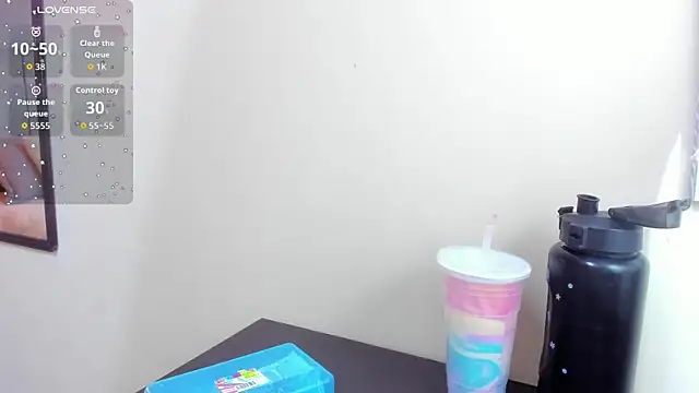 Snapshot of tutu_milf chatting on October 27, 2025, 7:07 pm tutu milf online show from October 27, 2025, 7:07 pm