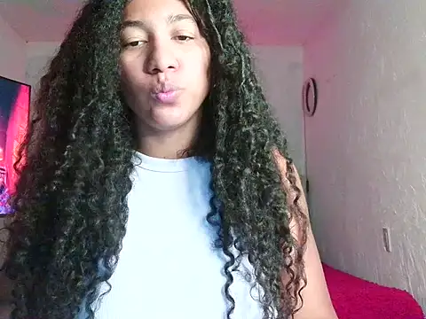 Snapshot of bellacrespalatina chatting on May 20, 2026, 9:32 pm bellacrespalatina online show from May 20, 2026, 9:32 pm