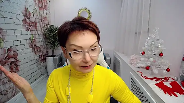 Snapshot of Cutie_Asya chatting on December 9, 2024, 9:28 am Cutie Asya online show from December 9, 2024, 9:28 am
