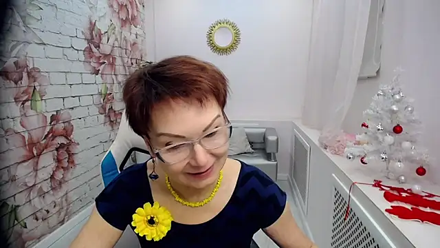 Snapshot of Cutie_Asya chatting on January 6, 2025, 4:58 am Cutie Asya online show from January 6, 2025, 4:58 am