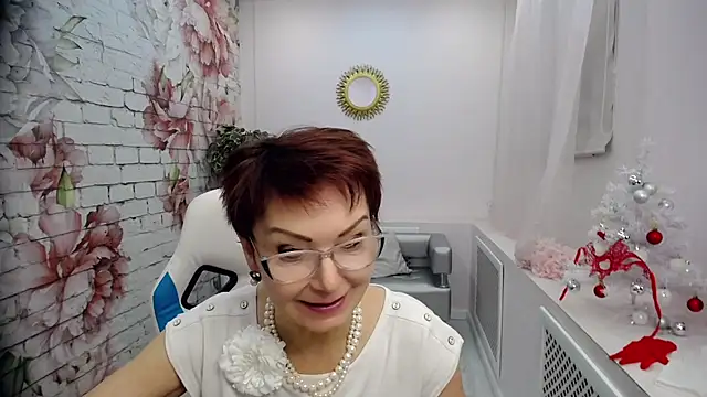 Snapshot of Cutie_Asya chatting on January 9, 2025, 8:45 am Cutie Asya online show from January 9, 2025, 8:45 am