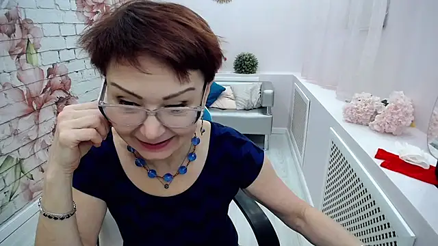 Snapshot of Cutie_Asya chatting on February 20, 2025, 10:37 am Cutie Asya online show from February 20, 2025, 10:37 am