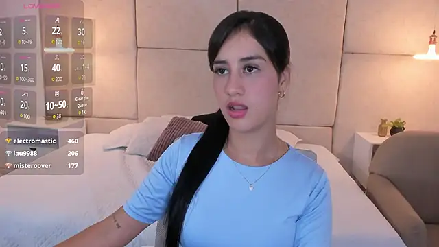 Snapshot of Amiirra_ chatting on January 7, 2025, 11:14 pm Amiirra  online show from January 7, 2025, 11:14 pm